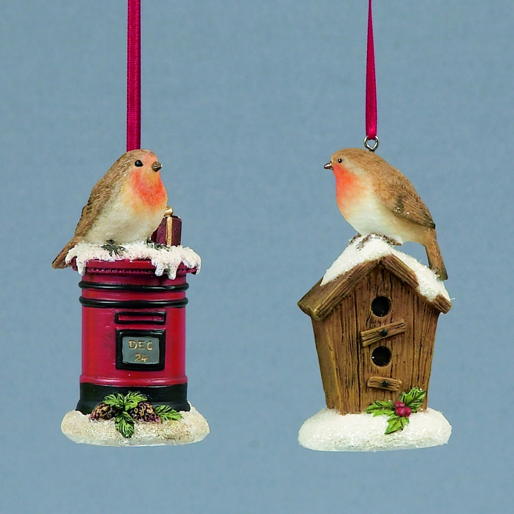 Robin On A Post Box - 9cm