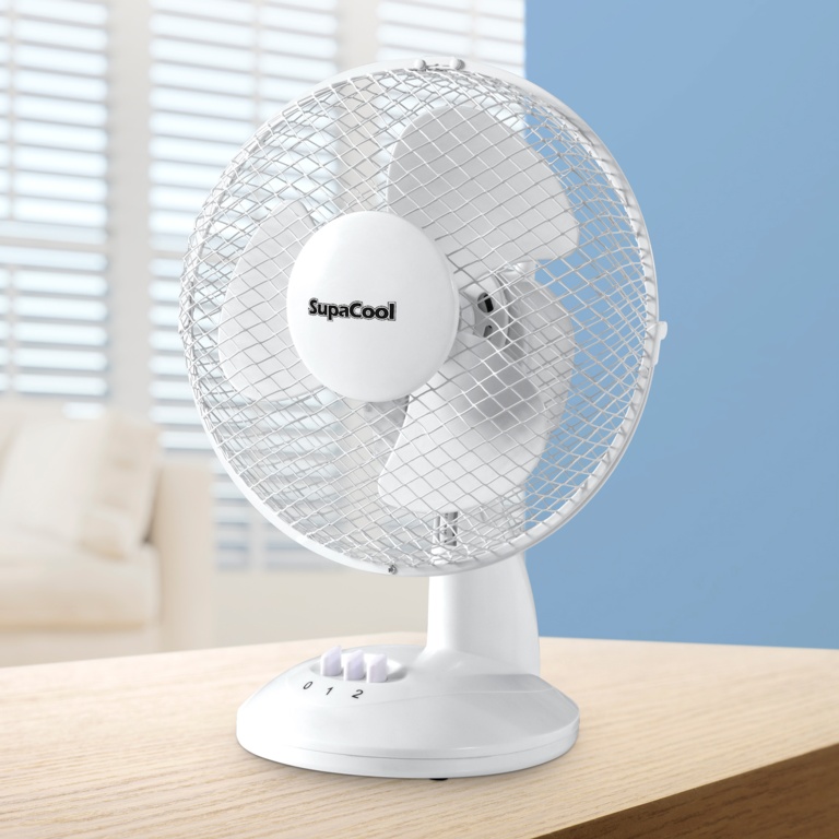 Oscillating Desk Fan - 9"