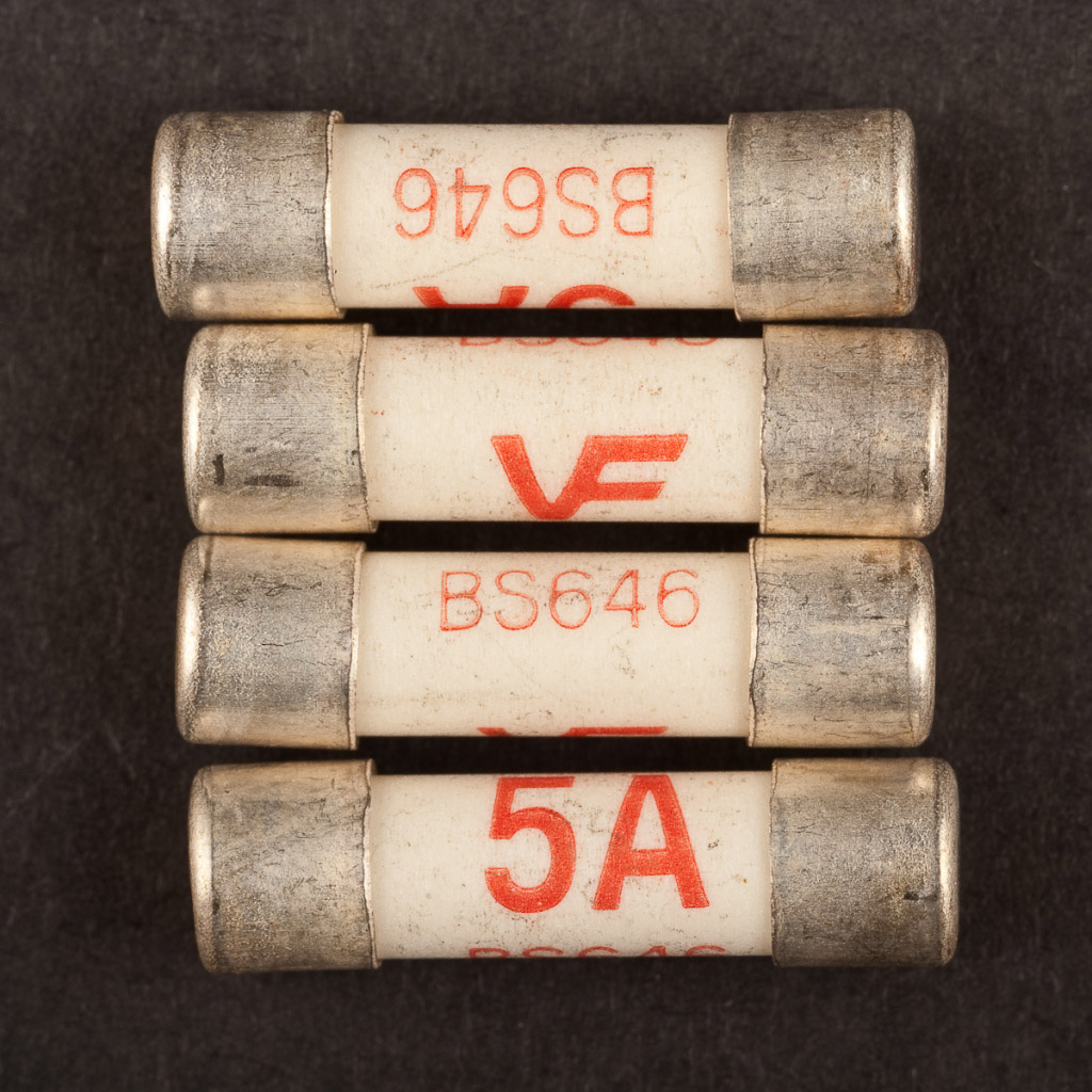 5amp Fuse to BS646 - Bubble Packed (4)